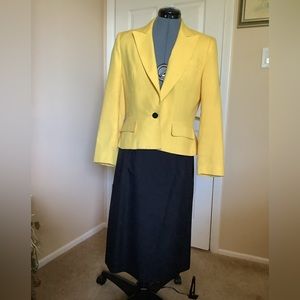 L Gallery 2 piece suit